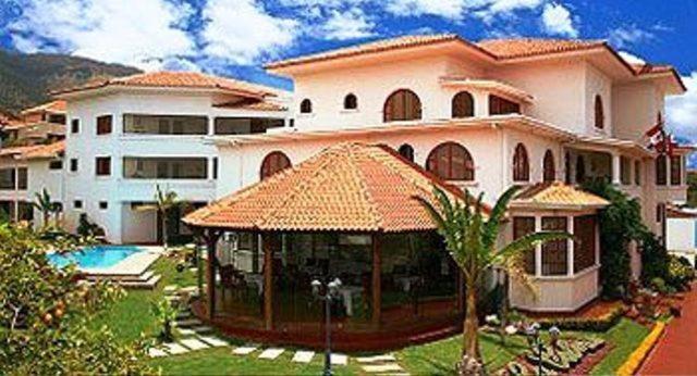 Avanti Hotel & Convention Center Cochabamba Exterior photo