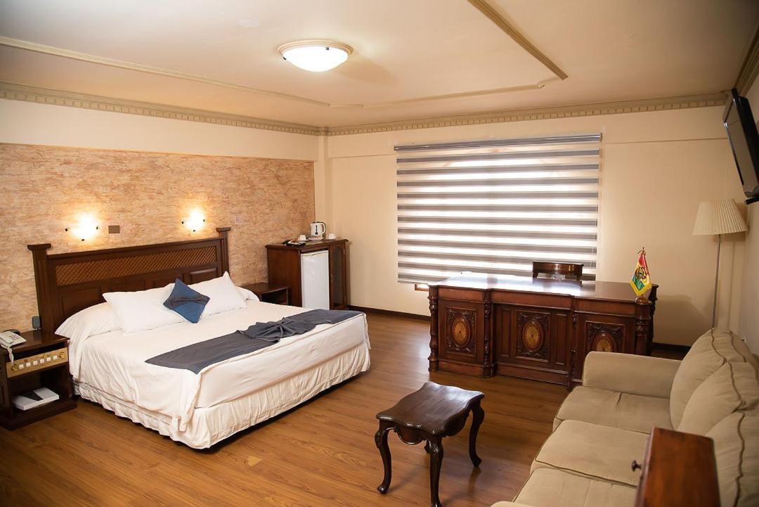 Avanti Hotel & Convention Center Cochabamba Exterior photo